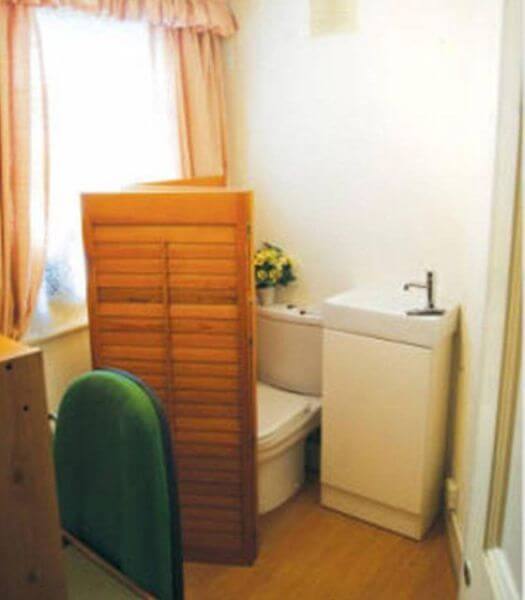 Media probably_the_most_expensive_toilet_in_the_world_640_05